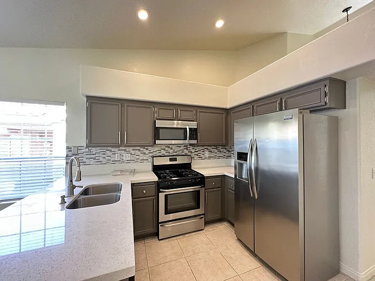 7629 Rockfield Dr — Photo 9