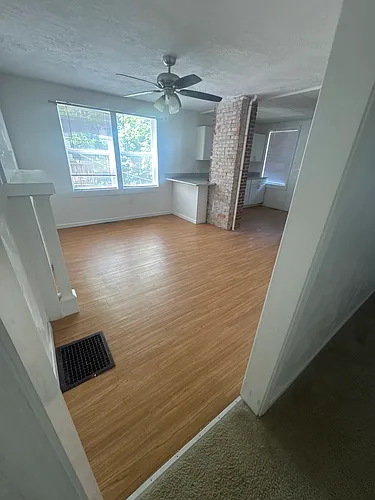 200 Cornell Ave #202 Photo 1