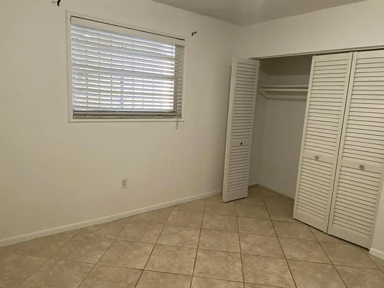 3181 SW 13th St #409 — Photo 21