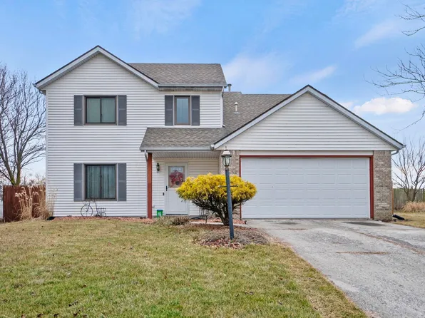 5717 Senna Ct, Fort Wayne, IN 46804