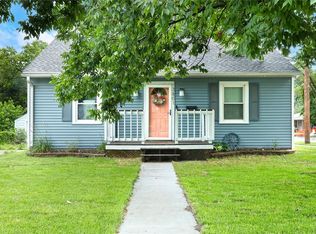 3801 E 8th St, Des Moines, IA 50316