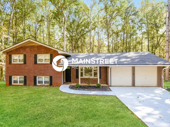 6265 E Shore Cir, Douglasville, GA 30135