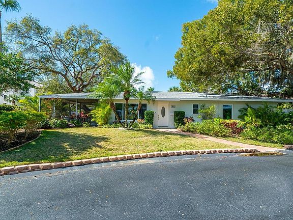3rd image of 1312 Moonmist Dr #S-4