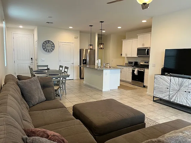 254 S San Fernando Ln — Photo 5