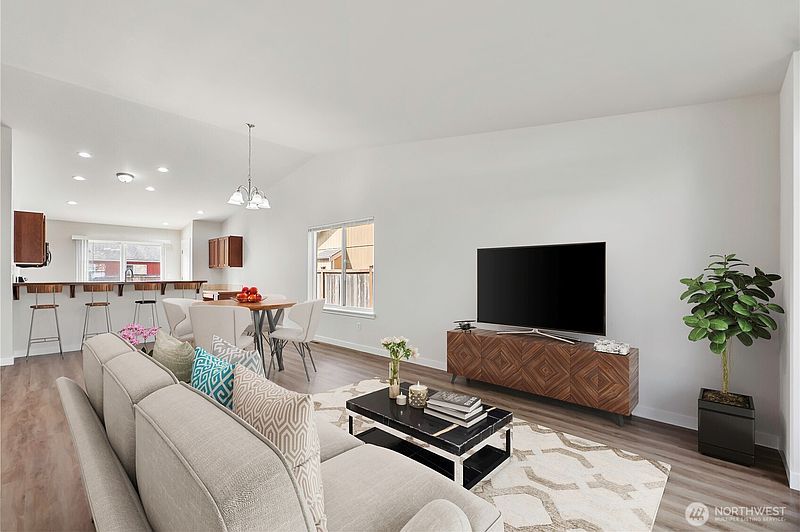 5th image of 138 Goldmyer Drive