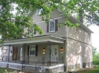 3221 Vickers Rd, Baltimore, MD 21216