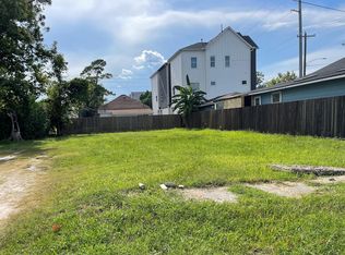 2417 McKee St, Houston, TX 77009