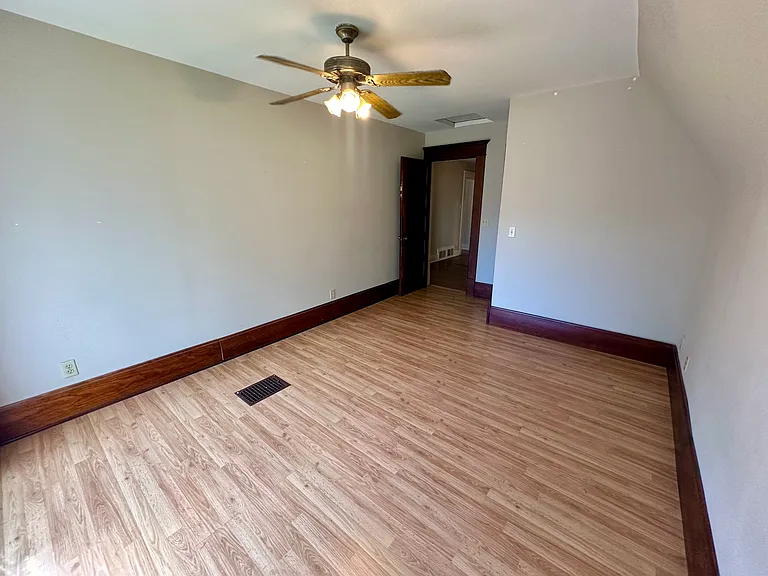 2628 State St — Photo 17