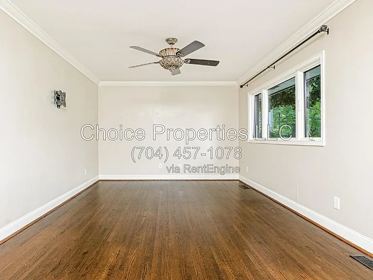 1174 Robinhood Cir — Photo 8