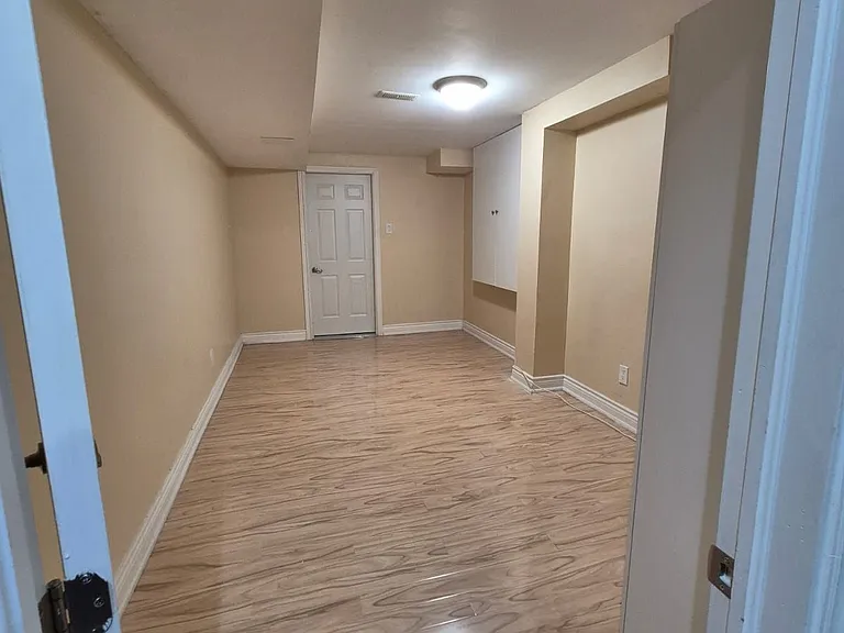 63 Beverton Cres #BASEMENT — Photo 5