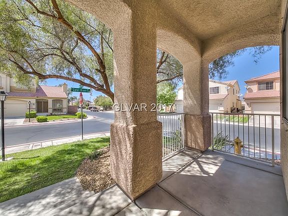 3rd image of 7572 Coral River Dr