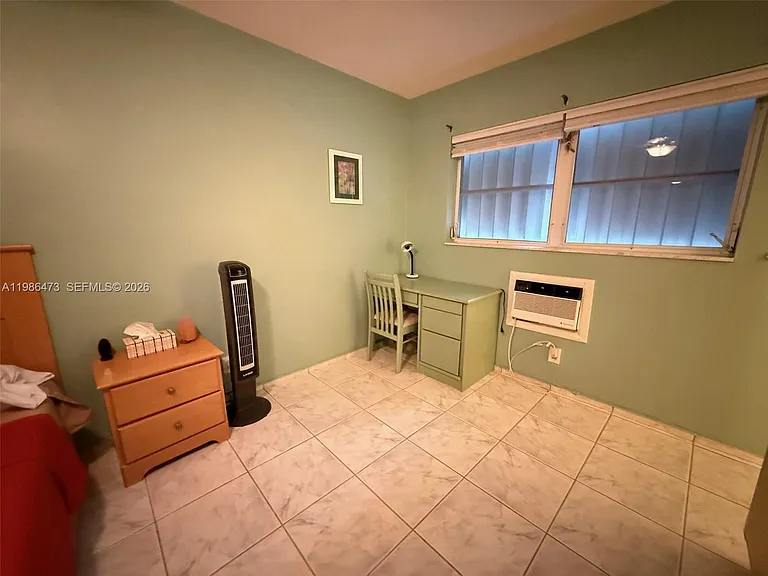 3240 NE 16th St #3 — Photo 16