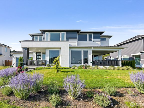 2nd image of 8452 Camas Drive