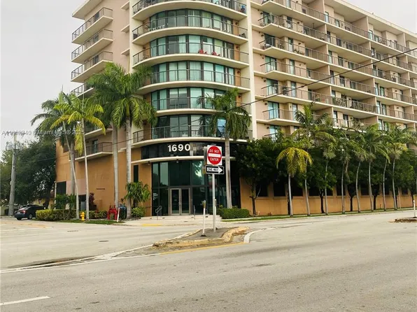 1690 SW 27th Ave APT 704, Miami, FL 33145