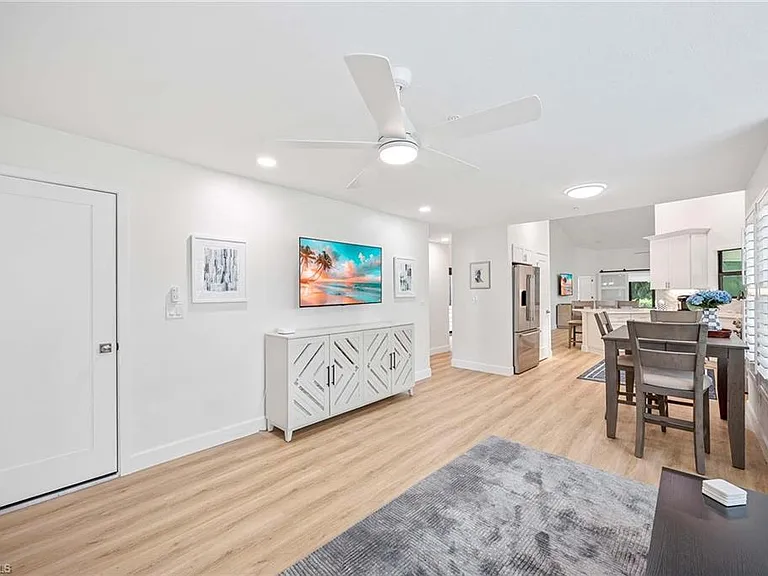 571 Park Shore Dr #G-6 — Photo 19