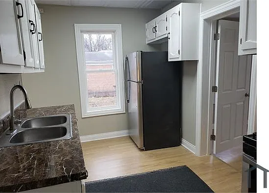5 bed, 1800 sqft, $2,400 — Photo 3