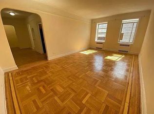 6448 Booth St APT 2E, Flushing, NY 11374