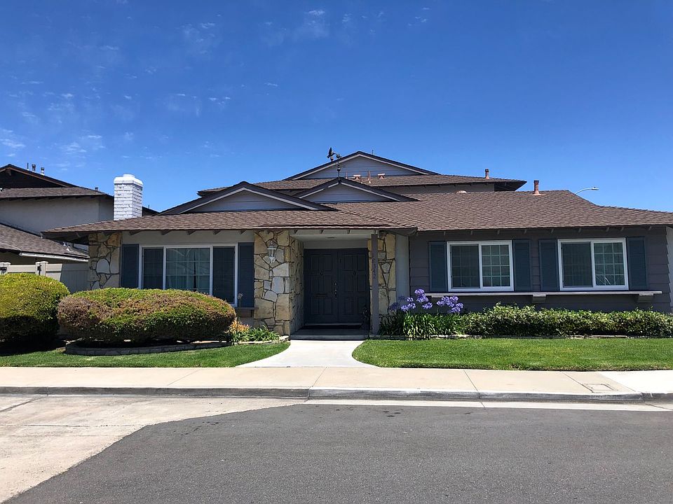 1st image of 18342 Patterson Ln #3