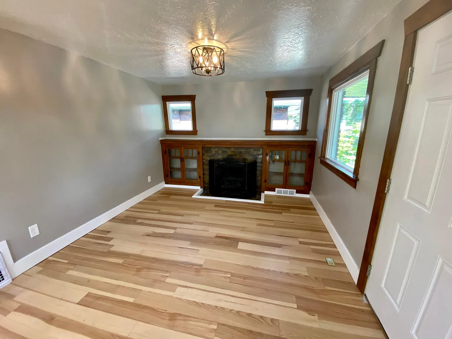 2 bed, 1662 sqft, $2,395 — Photo 4