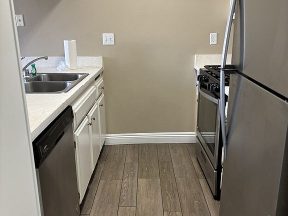4th image of 82567 Avenue 48 APT 66