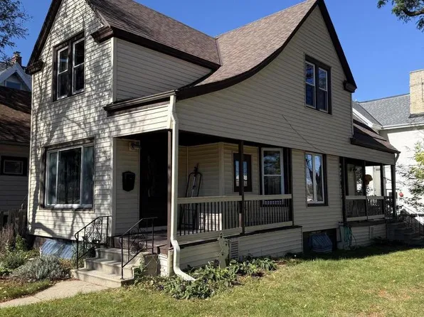 832 E Russell AVENUE, Milwaukee, WI 53207