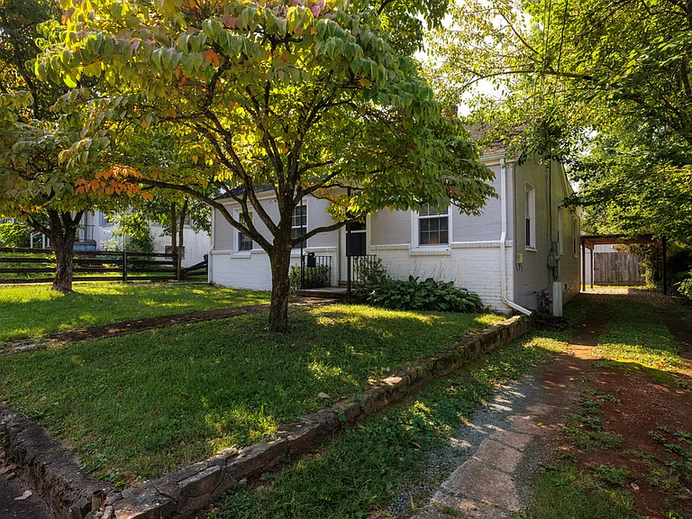 1322 Chesapeake St — Photo 18