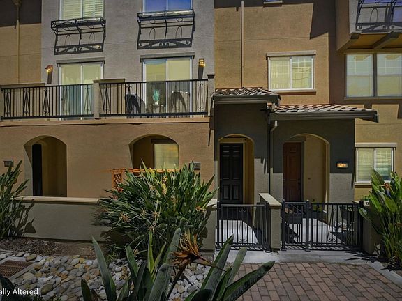 3rd image of 566 Almaden Walk Loop