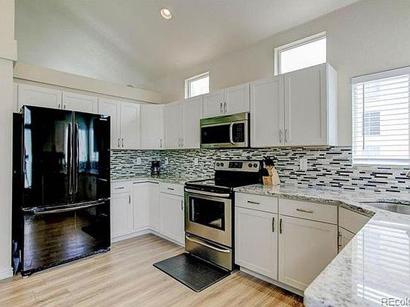 all appliances included