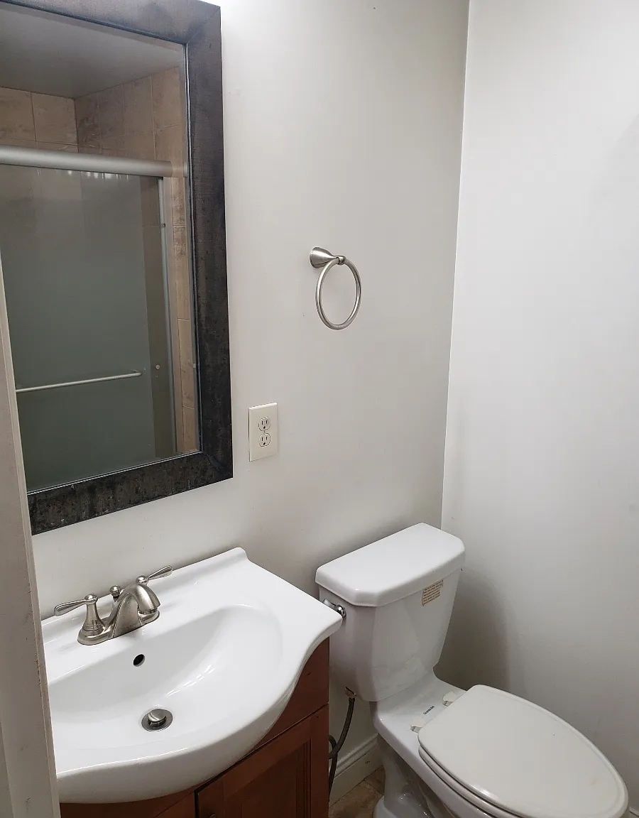 2 bed, 900 sqft, $1,200 — Photo 4