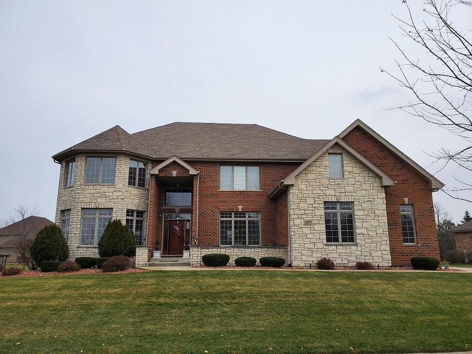 1st image of 22879 Sun River Dr