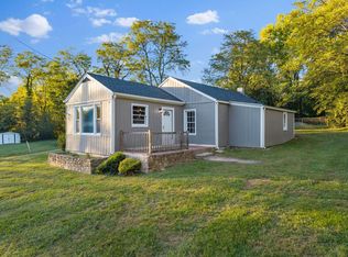 1945 Springfield Ave, Salem, VA 24153