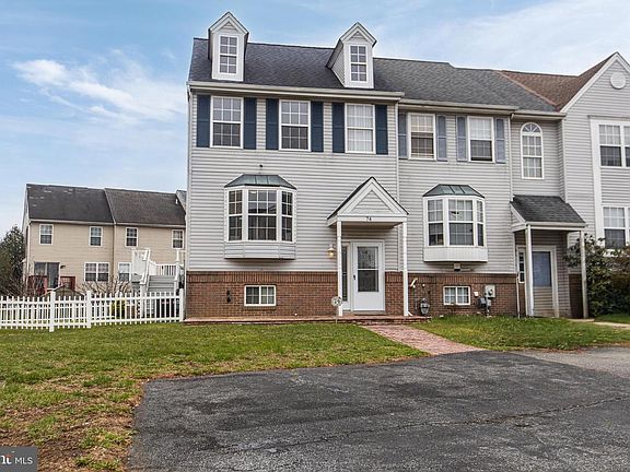 4th image of 74 Three Rivers Dr