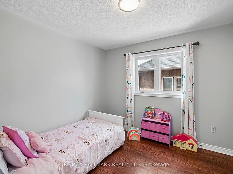 43 Nobbs Dr — Photo 33