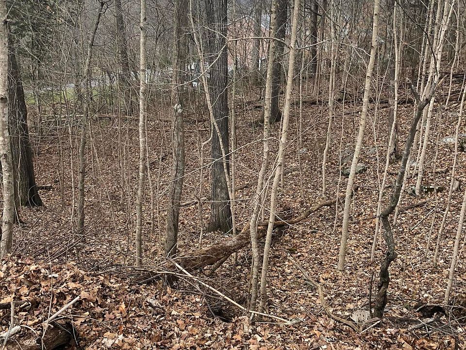 1st image of 129 Windy Hill Dr