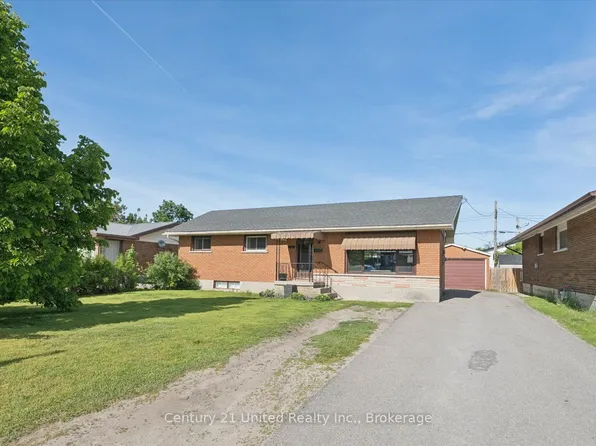 534 Robert Rd, Peterborough, ON K9J 5T1
