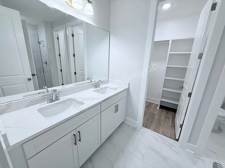 613 Miramar Ln — Photo 12