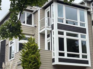 218 E Boston St, Seattle, WA 98102
