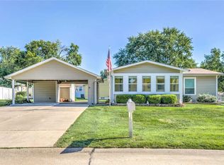 85 Plum Tree Dr, Saint Peters, MO