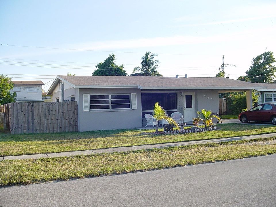 220 NE 25 CT