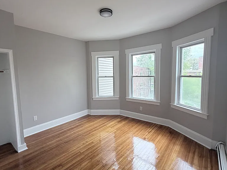 74 Chadwick Ave #3 — Photo 4
