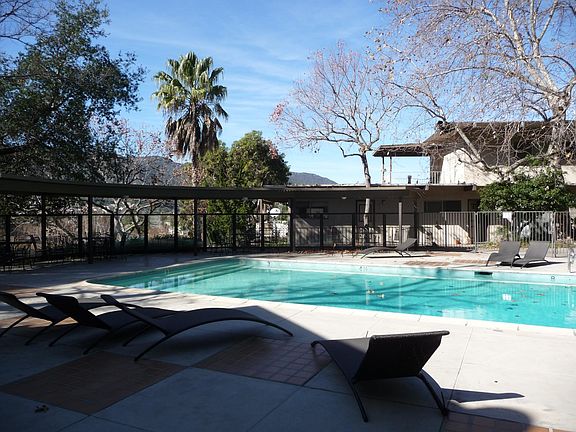 2nd image of 2071 Valderas Dr #Kkwffkvba