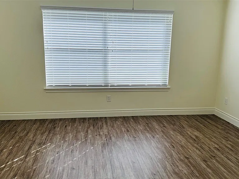 20210 Glen Burn Ct — Photo 11