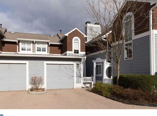 19 Railroad Pl, Pennington, NJ 08534