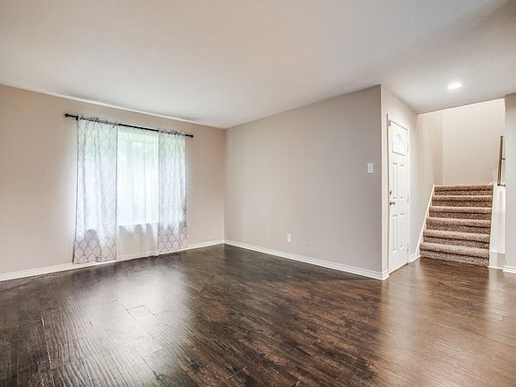 4th image of 13885 Brookgreen Dr