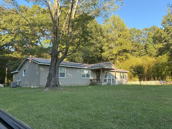 19916 Point Lookout Rd, Lexington Park, MD 20653