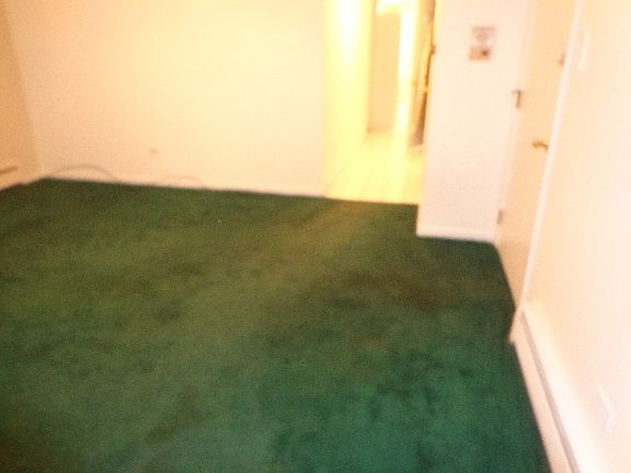 3rd image of 14730 Ketelaar Dr APT 1W