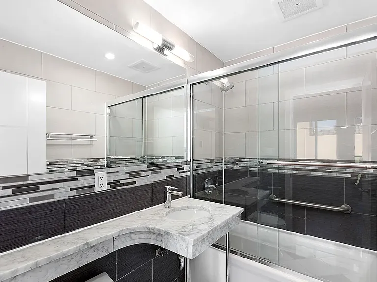 53 Hester St #PENTHOUSE — Photo 9