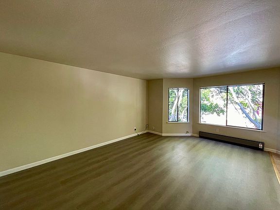 4th image of 3515 25th St APT 202