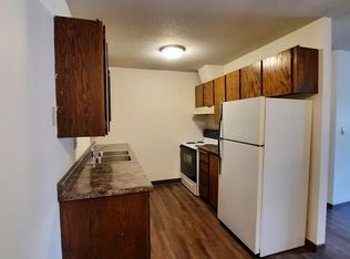 830 Cedar St APT 1, Baldwin, WI 54002
