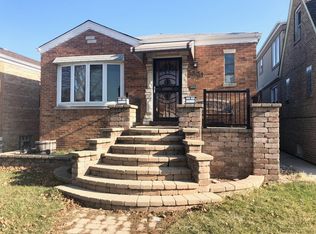 3331 N Ozark Ave, Chicago, IL 60634